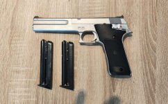 Smith & Wesson 2206 6″ .22LR